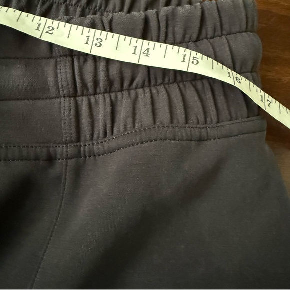 Lululemon Soft Ambition Wide Leg Crop - Picture 8 of 10